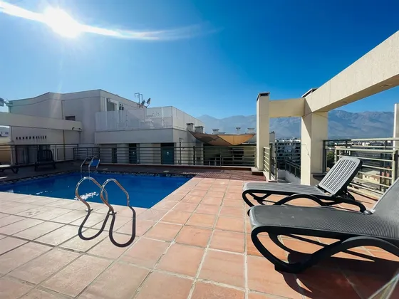 Depto En Venta De 2 Dorm. A Pasos Metro Hernando Magallanes 