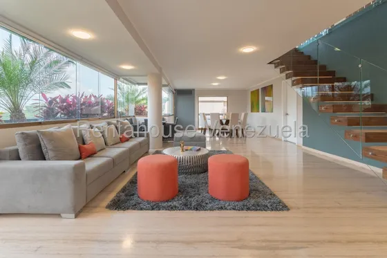 Ka Pent-house En Venta Colinas De Valle Arriba 25-23222 Yg