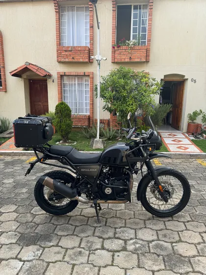 Royal Enfield Himalayan 2024 Con Maleta Bison 2.0 Pro