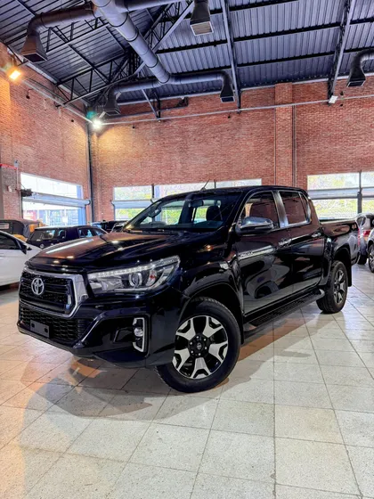 Toyota Hilux Pick-up 2.8 Cd Srx 177cv 4x4 At
