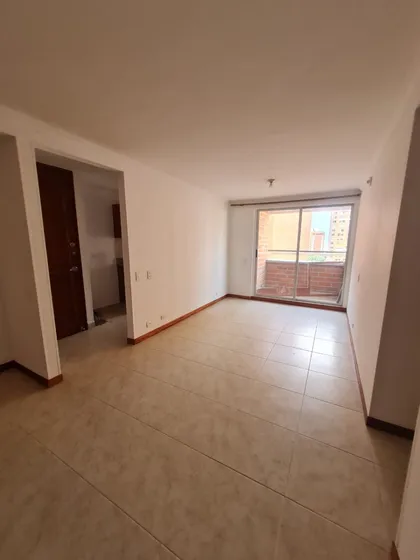 Venta De Apartamento Moderno En Venta En La Loma De Los Bernal, Parte Baja.
