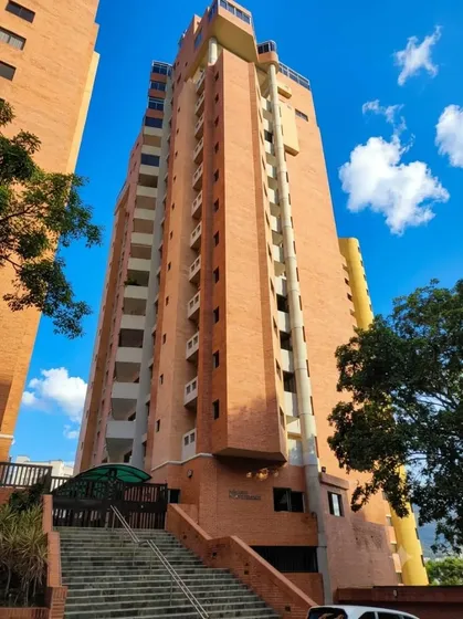 Np Moderno Apartamento Amoblado En Alquiler Resd Monticello El Bosque Código 31605