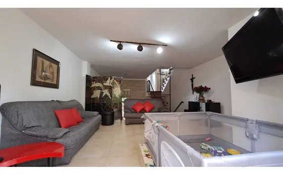 Se Vende Casa/town House 170m2 La Union 7805