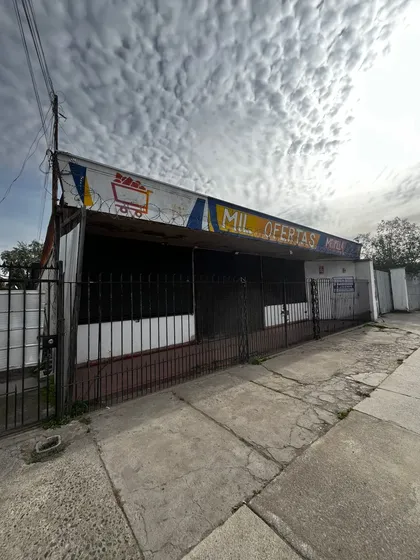 Arriendo Amplio Terreno En Centro De Melipilla