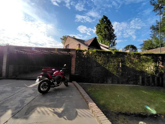 Oportunidad Venta Casa 3 Ambientes En Parque Leloir 