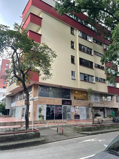 Apartamento En Venta En Versalles. Cod V11697