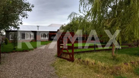 Venta Casa 3 Dorm.villa El Chocon.apto Credito
