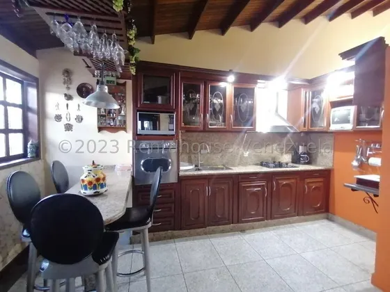   *jl/¡oportunidad Única En Urbanismo Cerrado! Casa En Venta En Agua Viva Cabudare  Lara/venezuela/ José López/ # 25-9425/ 216 M² 