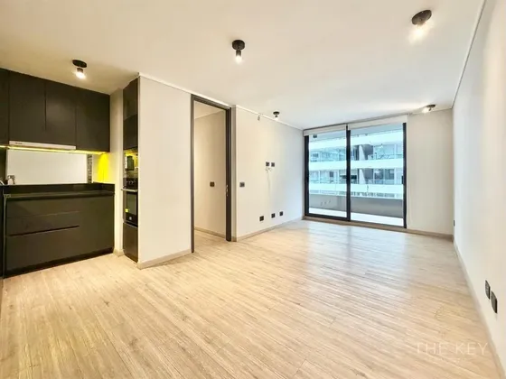 Departamento En Venta De 2 Dorm. En Las Condes