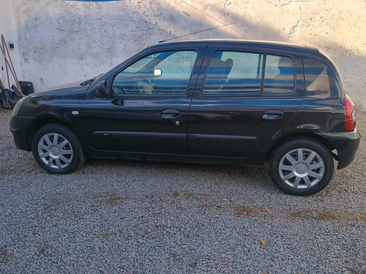 Renault Clio 1.2 Authentique532423096749281286