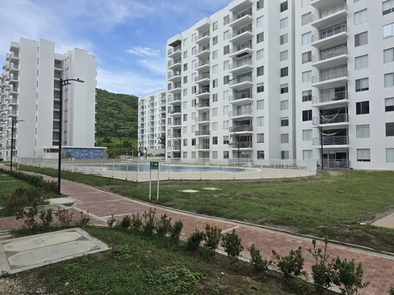 Espectacular Apartamento 85m2 En Girardot 