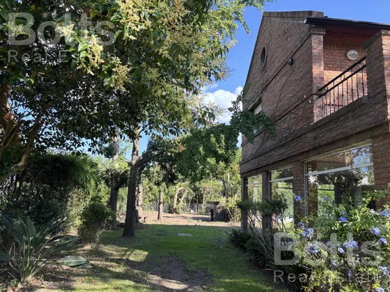 Casa En  Venta En Country Banco Provincia