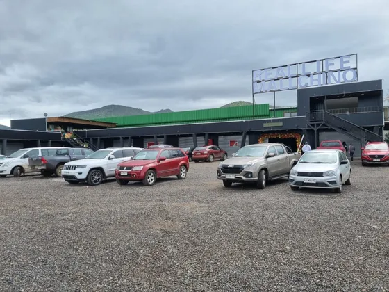  Strip Center Con Locales Modulares En Arriendo 