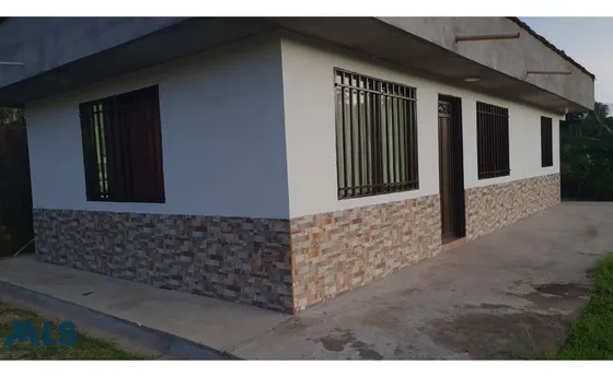 Disfruta De La Naturaleza Y Su Explendor(mls#250074)