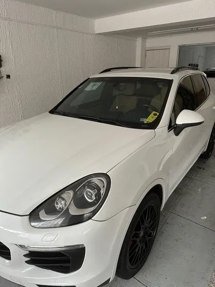 Porsche Cayenne 3.6 At