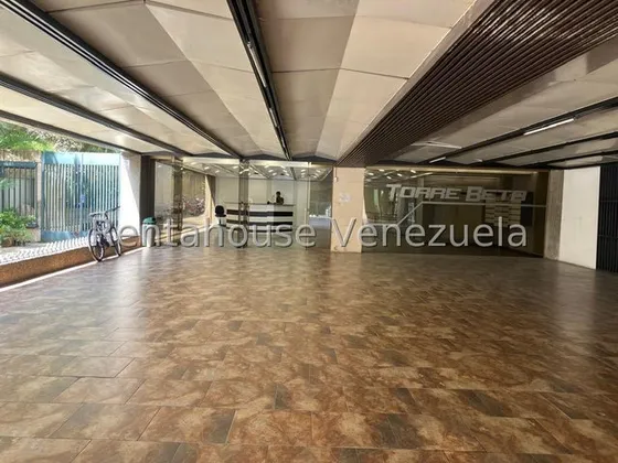 Oficina Amoblada En Alquiler En Los Ruices 24-15929 Cs