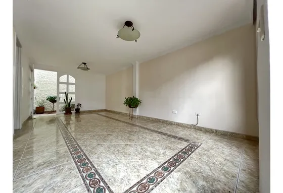 Casa En Venta En Envigado - El Dorado 