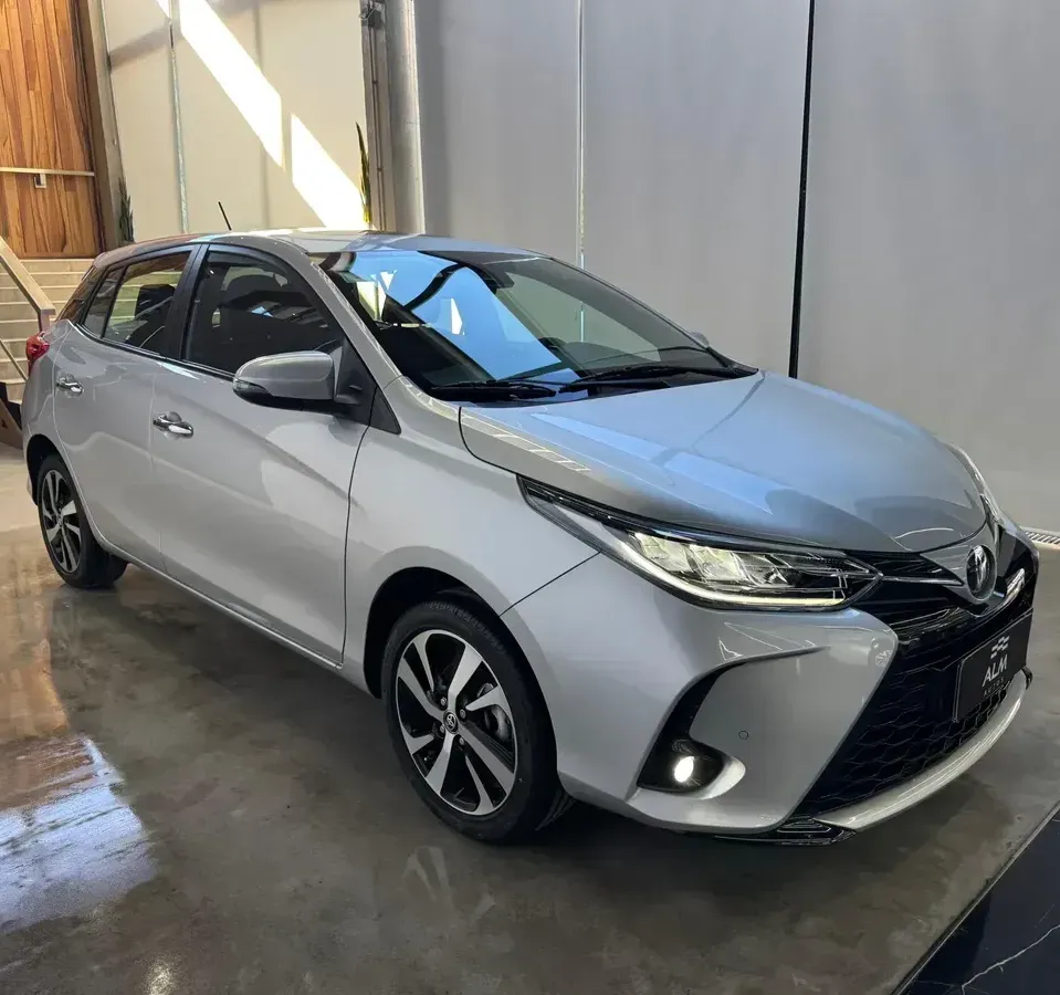 Toyota Yaris 1.5 107 hp S
