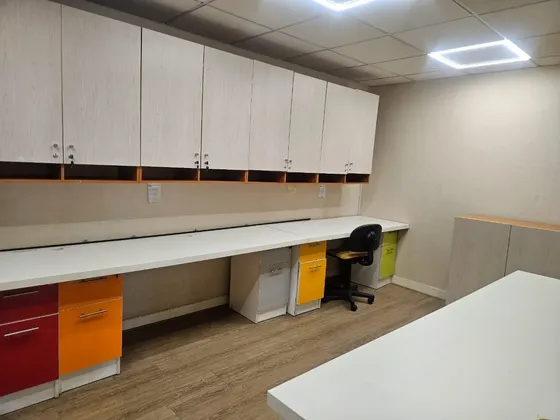 Oficina 80 M² Con 4 Privados Y Bx - Estoril 120, Las Condes