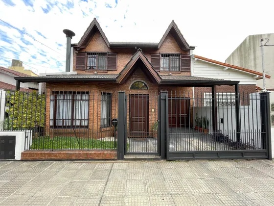 Venta Casa Castelar 4 Ambientes