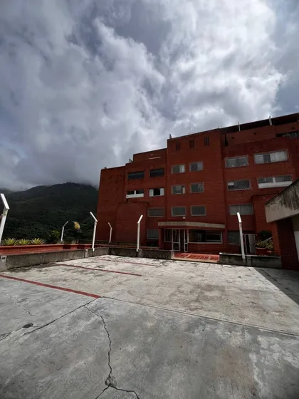 Venta De Apartamento En Urbanización Miranda, Mcpio Sucre - Ys