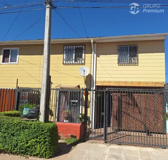 Se Vende Amplia Casa En Buin 4d -1b Estacionamiento Techado