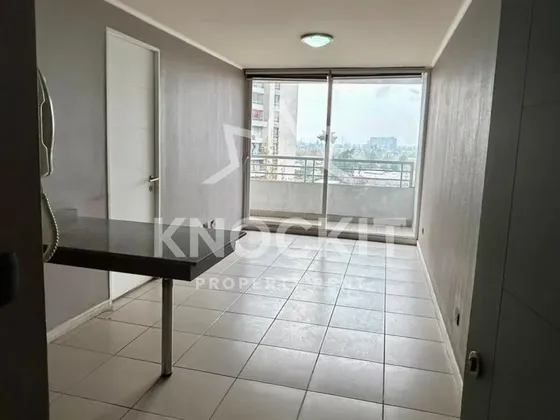 Arriendo Depto Con Balcón 1d1b Ecuador 4570 Estación Central