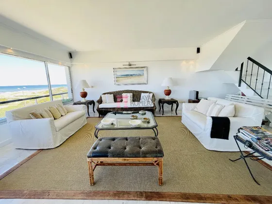Venta Penthouse 4 Dormitorios Primera Linea Playa Brava