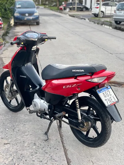 Honda Biz 125 Muy Poco Uso Se Ve Por Mi Domilio