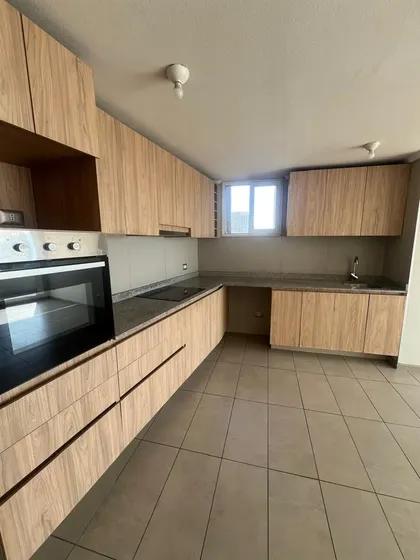 Departamento En Arriendo De 2 Dorm. En Recoleta
