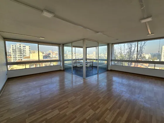 Departamento Frente A Plaza Las Lilas