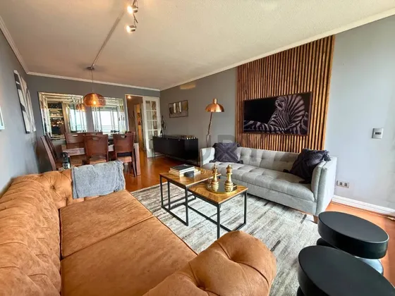 Departamento En Venta 3 Dorm, Metro 7