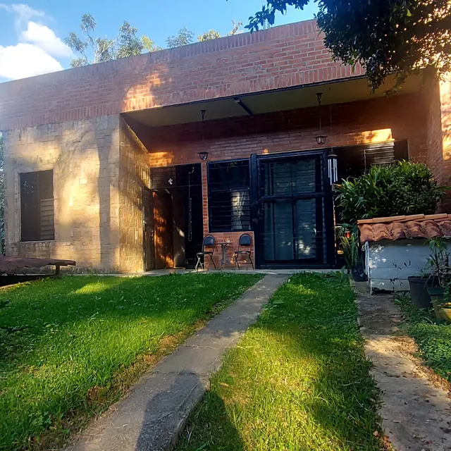 Casa De 2 Hab 2 Baños 5 Puestos Agua Propia 