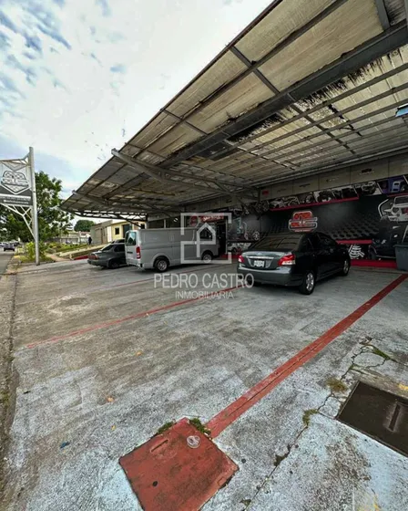 Venta De Local Comercial Plena Vía Colombia, Puerto Ordaz, Ciudad Guayana, Bolívar, Venezuela