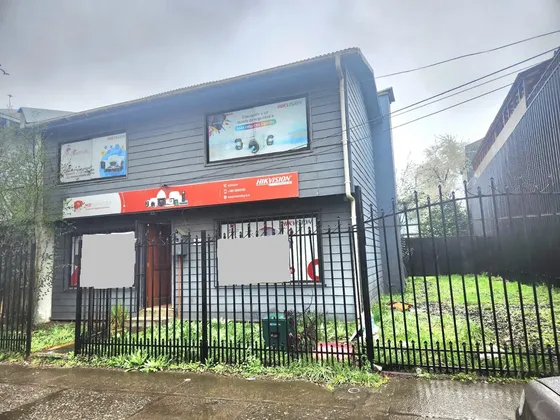 Arrienda Casa Comercial Con Espacios Versátiles