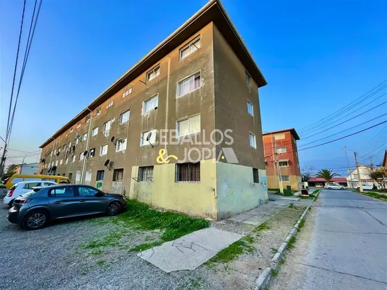 Departamento En Venta De 2 Dorm. En Quillota