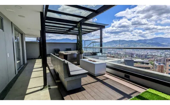 Moderno Penthouse Duplex Sector Cumbres