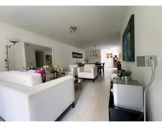 Vendo Apartamento  El Poblado Santa Maria De Los Ángeles