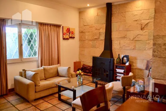 Venta Casa Tres Ambientes Castelar Norte