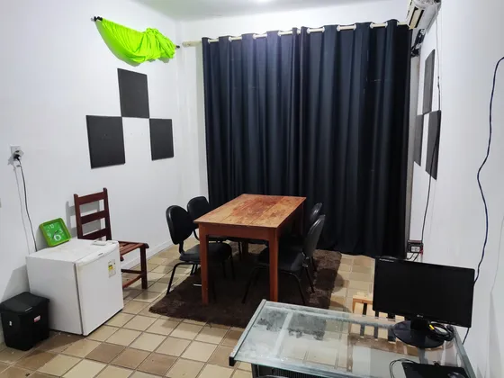 Sala Comercial 30m2 Com Banheiro Privativo