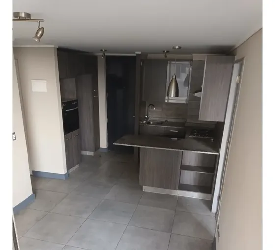 Arriendo Metro Ecuador 2d+e+b Est. Central