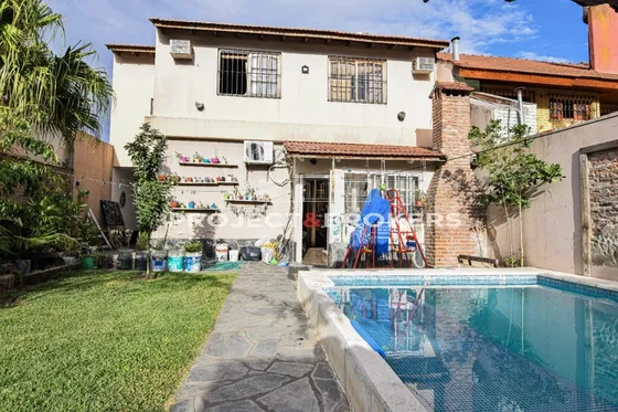 Preciosa Casa En Ituzaingo Norte