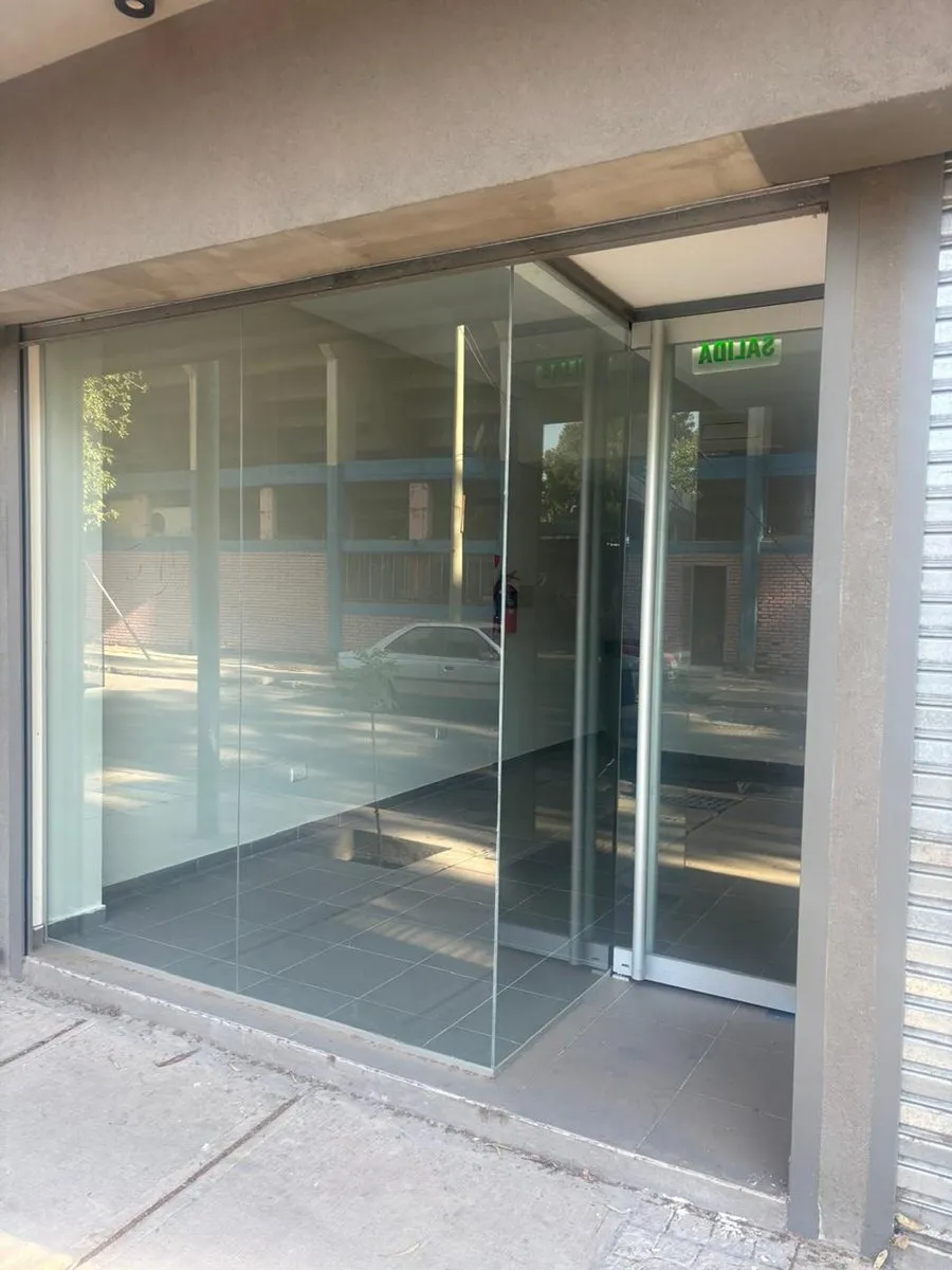 Commercial Premises for Rent in Arizu Neighborhood, Godoy Cruz.