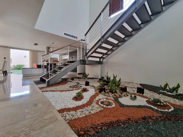 Mayra Lara Rah Vende Casa En Colinas Del Turbio, Amplia, Hermosa Y Moderna, Cuenta Con 5 Hab., 6 Baños, 3 P/e, Aire Integral, Planta Eléctrica, Vig. Privada, Cámaras De Seguridad Y Mas