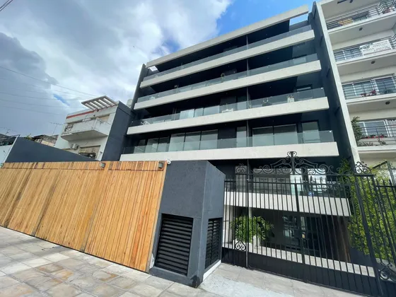 Departamento En Venta Castelar Sur Con Cochera Y Baulera
