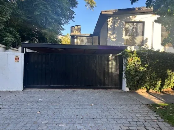Casa Apta Oficina, Sector Nueva Costanera