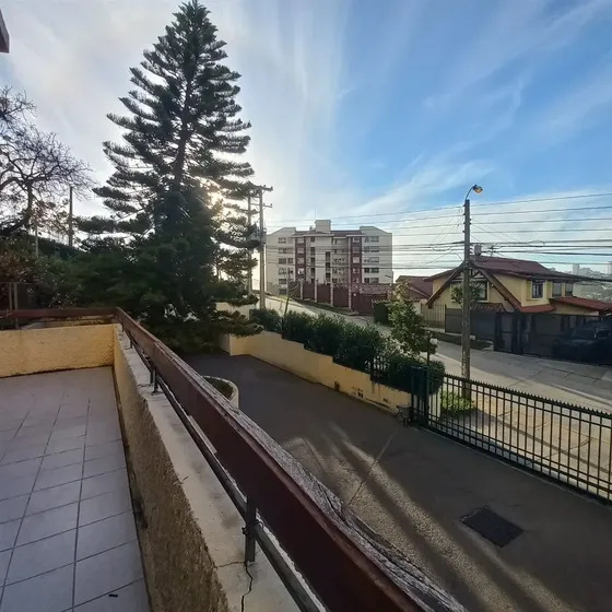 Departamento En Arriendo De 3 Dorm. En Viña Del Mar