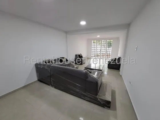 Milagros Inmuebles Casa Venta Barquisimeto Lara Zona Este Colinas De Santa Rosa Economica Residencial Economico Código Inmobiliaria Rent-a-house  25-9874