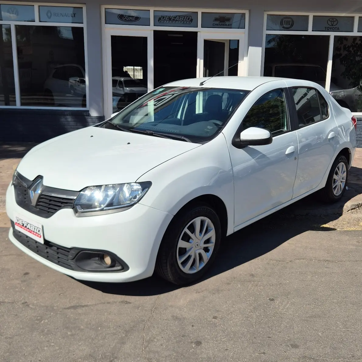 Renault Logan 1.6 Expression 85cv508586401130106880