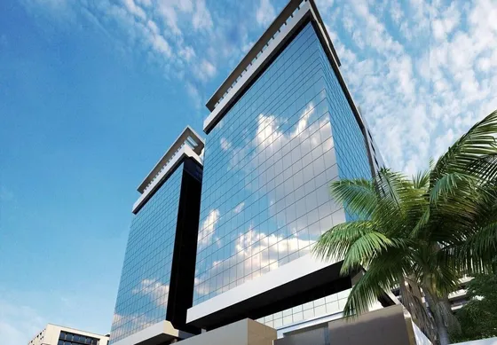 Oficina En Alquiler En Piantini En Torre Empresarial De 63 M2